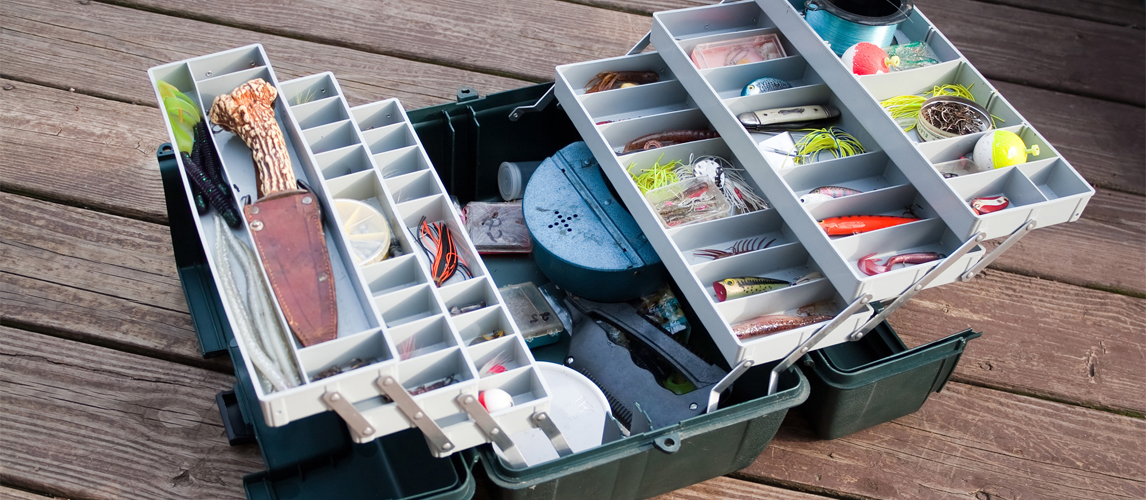 giant tackle box