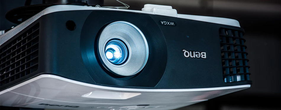 Best Projectors In 2022 [Buying Guide] – Gear Hungry