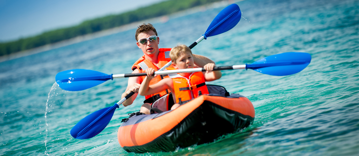 Best Life Jackets In 2022 [Buying Guide] – Gear Hungry