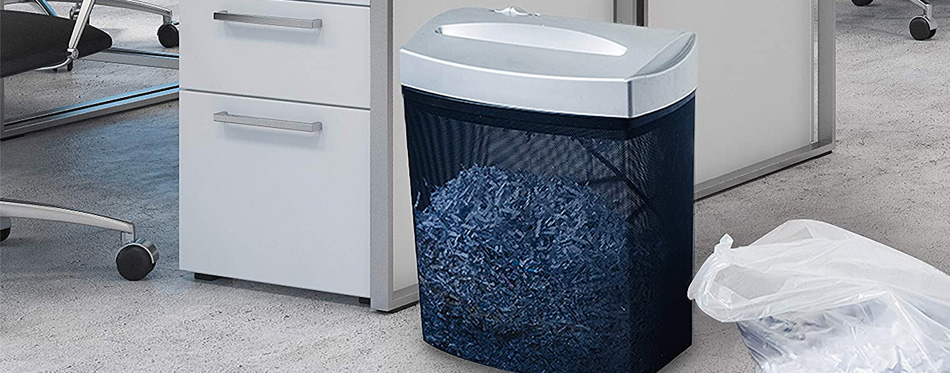 Best Paper Shredder Bags In 2022 [Buying Guide] – Gear Hungry