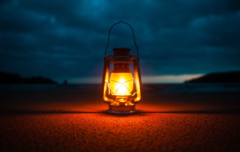 Best Oil Lamps of 2022 — Light When You Need It Most » Explorersweb