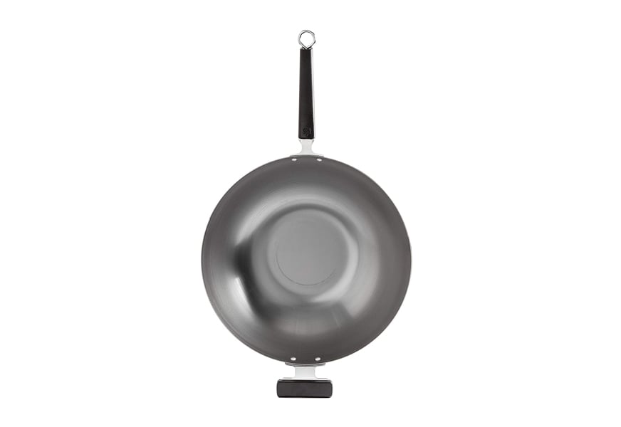 https://www.gearhungry.com/wp-content/uploads/2022/07/joyce-chen-pro-chef-uncoated-carbon-steel-wok.jpg