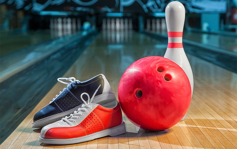 Best Bowling Shoes For Men In 2022 – Gear Hungry