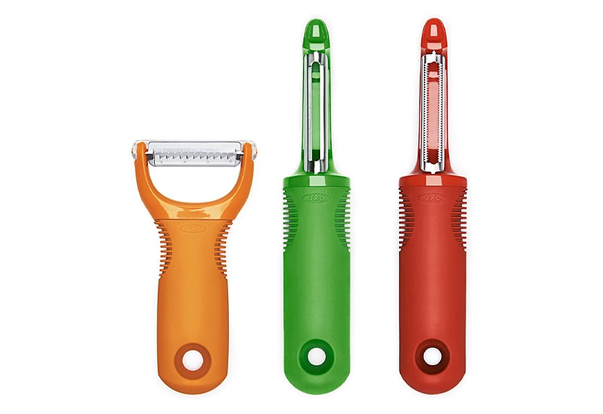 https://www.gearhungry.com/wp-content/uploads/2022/10/oxo-1137680-good-grips-3-piece-peeler-set.jpg