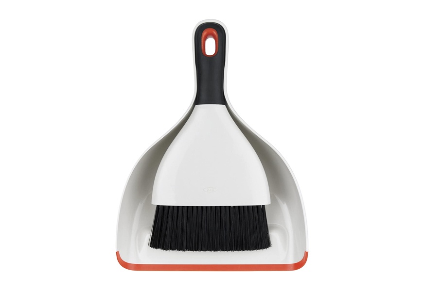 Rubbermaid Dustpan and Brush Set with Comfortable Grip - Rubber Edge Easy  For Dirt Pickup