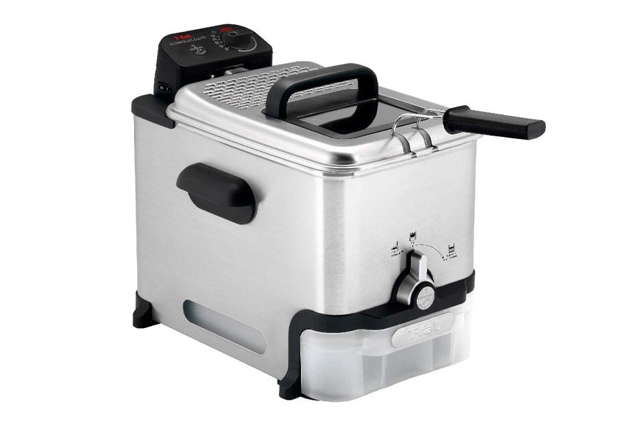 Hamilton Beach Cool-Touch Deep Fryer, 2 Liters/8 Cup Oil Capacity with  Basket Hooks - 35021