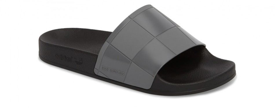 adidas flip flops lowest price