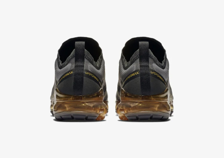 Nike Air VaporMax 2019 By You Custom Men's Shoe. Nike SK