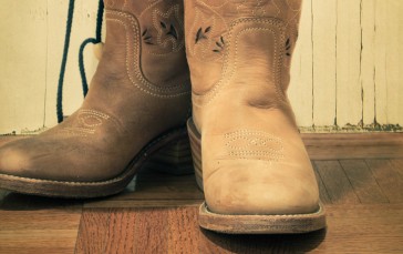 16 Best Cowboy Boots for Men 2022