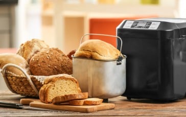 https://www.gearhungry.com/wp-content/uploads/bfi_thumb/best-bread-machines-6uo1jmdt6knlymuj46d9jmszfs63hdj3dy476gdt7f2.jpg