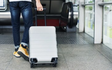 https://www.gearhungry.com/wp-content/uploads/bfi_thumb/best-luggage-trackers-6qymgo5z0pllkvzfsdtkcoxywjwh3gvja7axr9i8vke.jpg