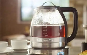 Smart Electric Kettle with Remote Control, Boil Dry & Stop Protection —  iView US