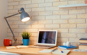 Battery Magic Mug — The Best Work Desk