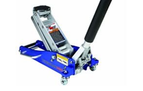 9 Best Floor Jacks In 2020 Buying Guide Gear Hungry